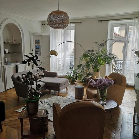 Lumiere & Majeste Appartement Versailles Exterior photo